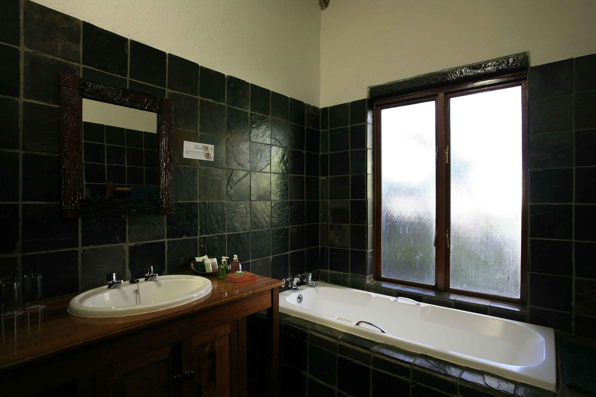 Kedar Heritage Lodge, Conference Centre & Spa Rustenburg Buitenkant foto
